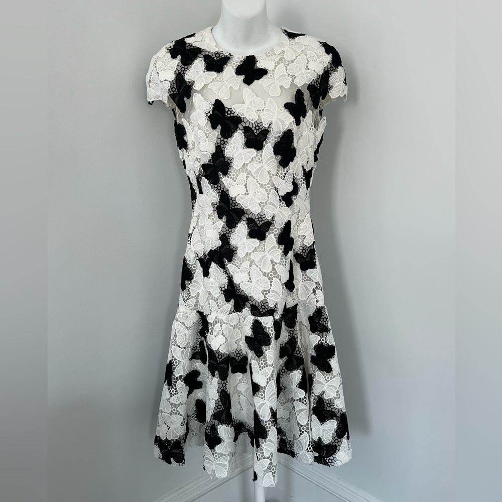 Monique Lhuillier Butterfly Guipure Lace Cap-Sleeve Flounce Dress Sz. 6